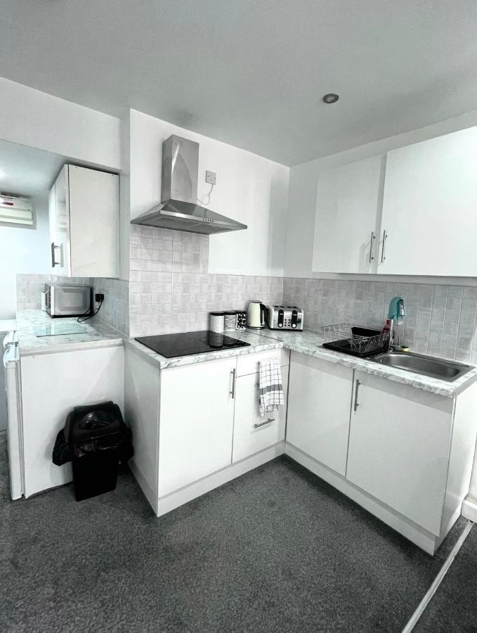 2 Bed Apartment In Bham City Centre W Parking 伯明翰 外观 照片
