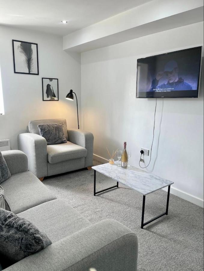 2 Bed Apartment In Bham City Centre W Parking 伯明翰 外观 照片